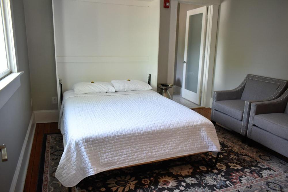 Sparrow Grove Manor 먼로 객실 사진